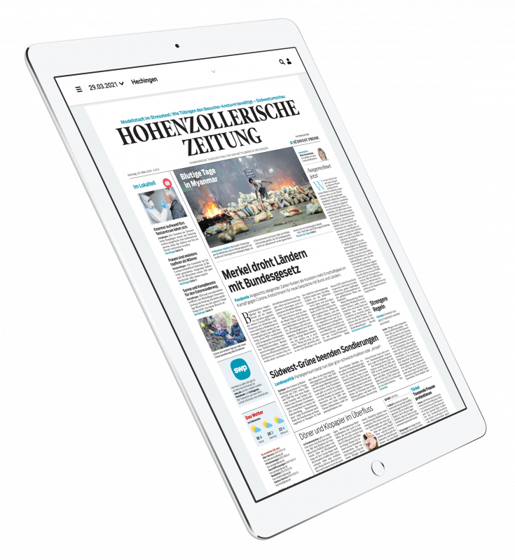 Digitale Zeitung mit Tablet